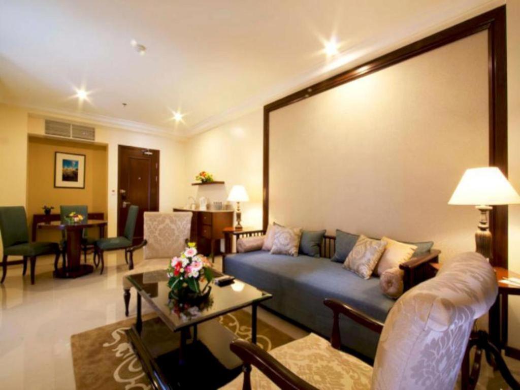 Asmila Boutique Hotel Bandung Exterior foto