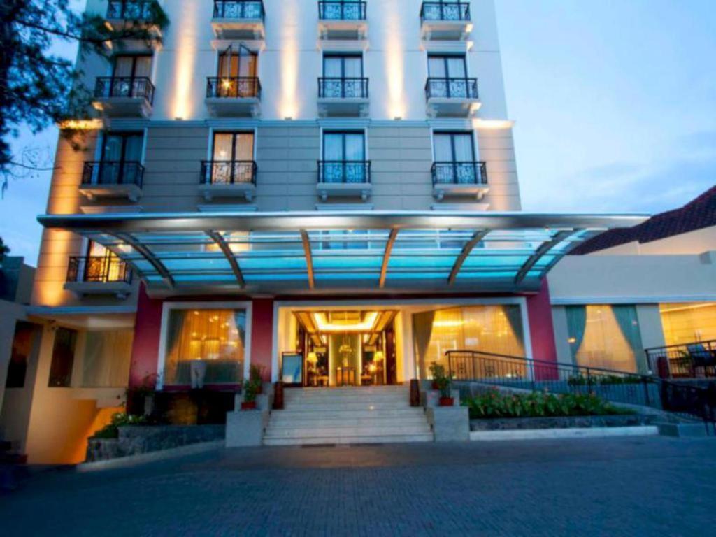 Asmila Boutique Hotel Bandung Exterior foto