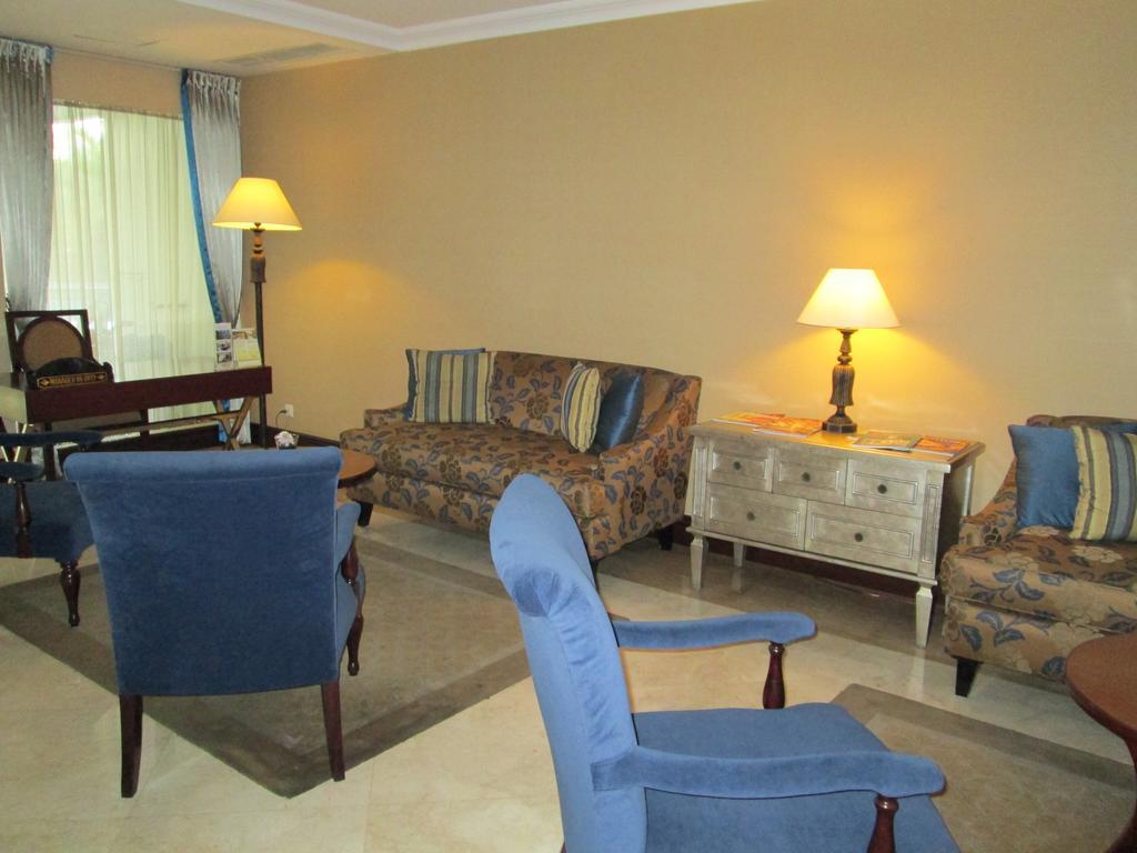 Asmila Boutique Hotel Bandung Exterior foto