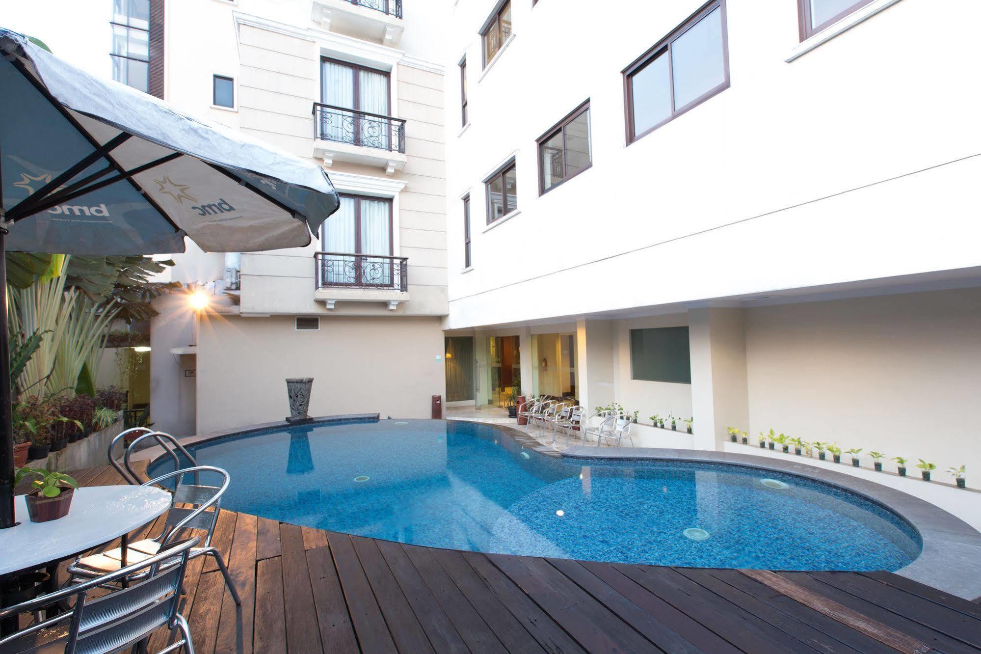 Asmila Boutique Hotel Bandung Exterior foto